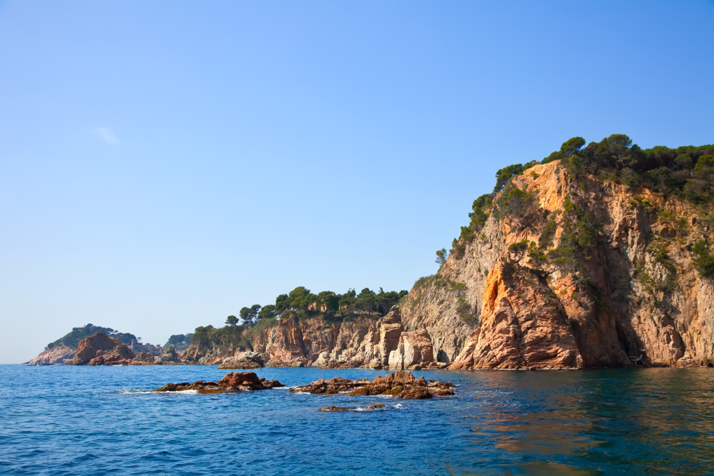 To make a beach holiday truly unforgettable of Mainland Spain